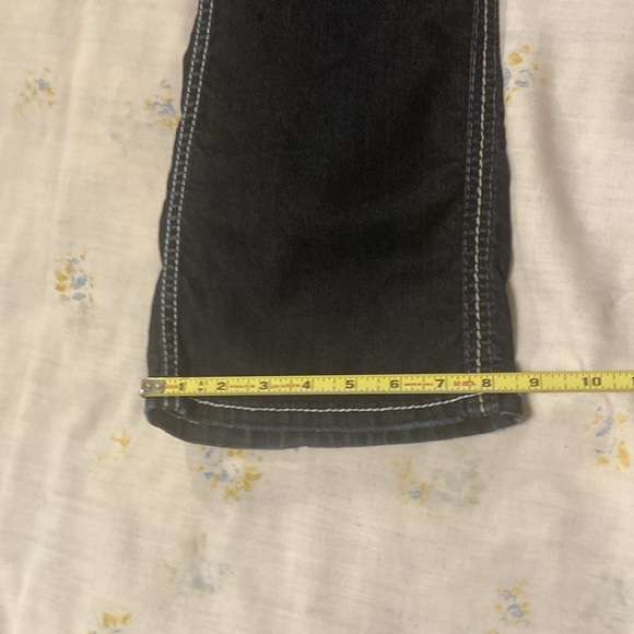 Silver Jeans - Picture 11 of 17